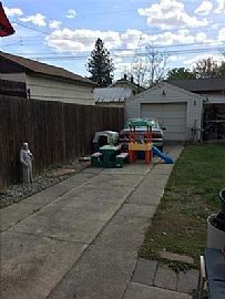 Move-In Ready Shadle Rancher in Spokane, WA (Photo 7 of 10)
