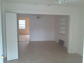 Spacious 3 Bed/2 Bath House Available For Rent in Tampa, FL (Photo 2 of 8)