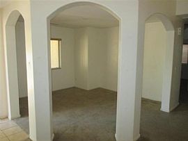 Beautiful 3 Bedroom 2 Bath Home in Nice Laveen Neighborhood. in Laveen, AZ (Photo 3 of 10)