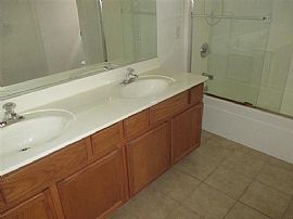 Beautiful 3 Bedroom 2 Bath Home in Nice Laveen Neighborhood. in Laveen, AZ (Photo 6 of 10)