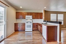 Like New Condition Only Better! Gorgeous New Laminate Floor.  in Boise, ID (Photo 3 of 6)