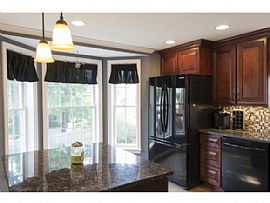 Must See Three Bedroom Home in Manchester, NH (Photo 4 of 6)