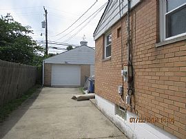  This House Has Been Completely Renovated From Top to Bottom in Columbus, OH (Photo 2 of 11)