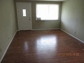  This House Has Been Completely Renovated From Top to Bottom in Columbus, OH (Photo 4 of 11)