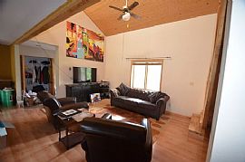 Beautiful 3br Plus Loft House in Breckenridge in Breckenridge, CO (Photo 5 of 10)