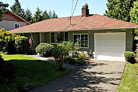  Beautiful 3 Bedroom 1 Bath Rambler Home in Burien, WA