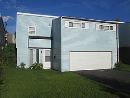 2 Braeburn Lane Middletown, Ct 06457 in Middletown, CT