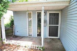 2 Braeburn Lane Middletown, Ct 06457 in Middletown, CT (Photo 9 of 10)