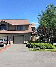 Beautiful Townhouse in Middletown, CT