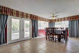 Beautifully Updated Vintage Home with 4bd/2ba and 1984 Sq Ft. in Phoenix, AZ (Photo 3 of 5)