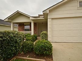 232 Brickyard Lane Jarrell in Jarrell, TX (Photo 4 of 10)