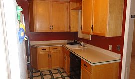 Three Bedroom Bungalow with One and Half Baths. in Cleveland, OH (Photo 8 of 11)