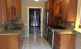 Beautiful 3 Bed 2 Bath Ranch Cute Corner Lot New Deck Just Comp in Louisville, KY (Photo 3 of 7)