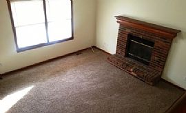 Sophisticated and Desirable 3 Bedrooms Home For Rent in Kansas City, MO