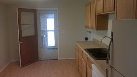 Single Family Home Has 3 Bedrooms  in Ogden, UT (Photo 5 of 6)