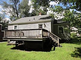 Recently Updated 2 Bedroom Home Features Fully Appliances Kitch in Worcester, MA (Photo 10 of 10)