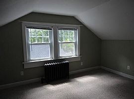 Recently Updated 2 Bedroom Home Features Fully Appliances Kitch in Worcester, MA (Photo 8 of 10)
