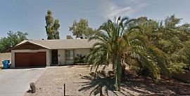 Well Cared For Three Bedroom Home with Easy Access to Shopping, in Phoenix, AZ