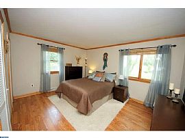 Located on a Quiet, Tree Lined Street in a Wonderful Neighborho in Ewing, NJ (Photo 6 of 6)