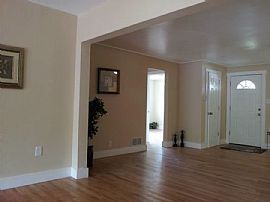 Located on Cul-De-Sac with Little Traffic. in Denver, CO