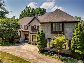 8000sf Estate Home 6br 1.25 Acres Off Providence Road in Charlotte, NC