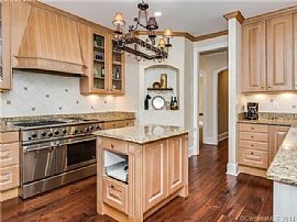 8000sf Estate Home 6br 1.25 Acres Off Providence Road in Charlotte, NC (Photo 6 of 12)