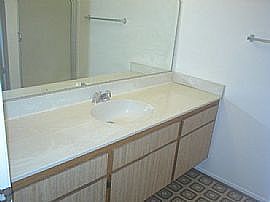 2001 S Campus Ave Ontario, Ca 91761 - $900 Per Month in Ontario, CA (Photo 3 of 10)