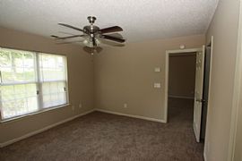 Cozy 3 Bedroom 2 Bathroom Home with Split Bedroom Plan in Charlotte, NC (Photo 3 of 12)