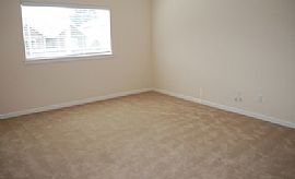 Excellent Single Family Home in a Cute Area in Vancouver, WA (Photo 5 of 7)