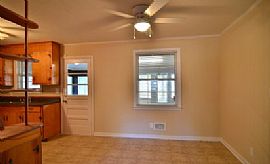 3 Bedroom Brick Ranch Style Home on a Large Corner in Columbia, SC (Photo 2 of 9)