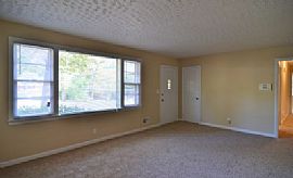 3 Bedroom Brick Ranch Style Home on a Large Corner in Columbia, SC (Photo 4 of 9)