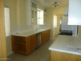 305 W Cypress St, Phoenix in Phoenix, AZ (Photo 4 of 5)