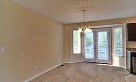 Cool 3 Bedroom Home in Columbia, SC (Photo 5 of 8)