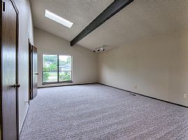 3bds 2baths Super Clean and Updated Specious Home in Oklahoma City, OK (Photo 9 of 10)