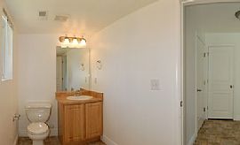 3 Bedroom, 2.5 Bathroom House For Rent in Syracuse in Syracuse, UT