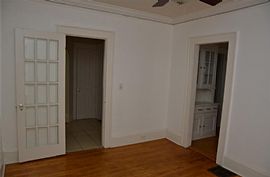 Charming Historical 3 Beds 1.5 Baths Cottage, Beautiful Hard Wo in Atlanta, GA (Photo 10 of 12)