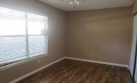 Great 3 Bedroom 2 Bath Home in An Established Area on The North in San Antonio, TX (Photo 4 of 8)