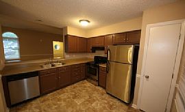 Lovely Renovated 3 Bd Home on a Cul De Sac. New Carpet in Charlotte, NC (Photo 2 of 8)