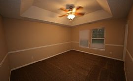 Lovely Renovated 3 Bd Home on a Cul De Sac. New Carpet in Charlotte, NC (Photo 3 of 8)