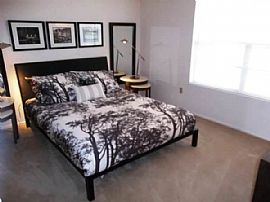 One Bed/one Bath in Overland Park  in Overland, KS (Photo 9 of 12)