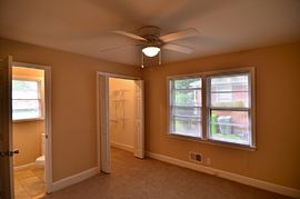  Cute 3 Bedroom, 2 Bath Brick Ranch Style Home in The Rosewood  in Columbia, SC (Photo 6 of 7)