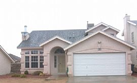 Beautiful Single Family Home with 3 Bedrooms, 2 Baths in El Paso, TX (Photo 3 of 6)