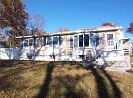  Great and Lovely Ranch Single Faily Home in Worcester in Worcester, MA (Photo 8 of 9)