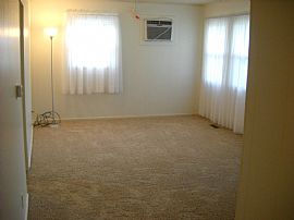 Nice Cute 3beds 1.5bath Ranch  Style Home in a Great Ne Locatio in Cedar Rapids, IA (Photo 4 of 10)