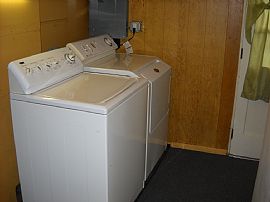 Nice Cute 3beds 1.5bath Ranch  Style Home in a Great Ne Locatio in Cedar Rapids, IA (Photo 7 of 10)