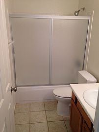 3 Beds 2 Baths Single Family Home in Las Vegas, NV (Photo 5 of 8)