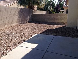 3 Beds 2 Baths Single Family Home in Las Vegas, NV (Photo 6 of 8)