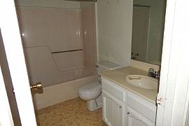 New Carpet and Fresh Paint in Baton Rouge, LA (Photo 3 of 8)