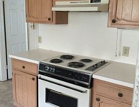 New Carpet and Fresh Paint in Baton Rouge, LA (Photo 4 of 8)