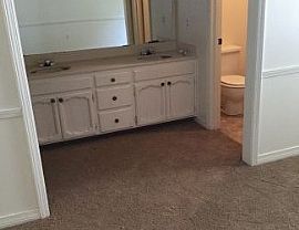 New Carpet and Fresh Paint in Baton Rouge, LA (Photo 8 of 8)